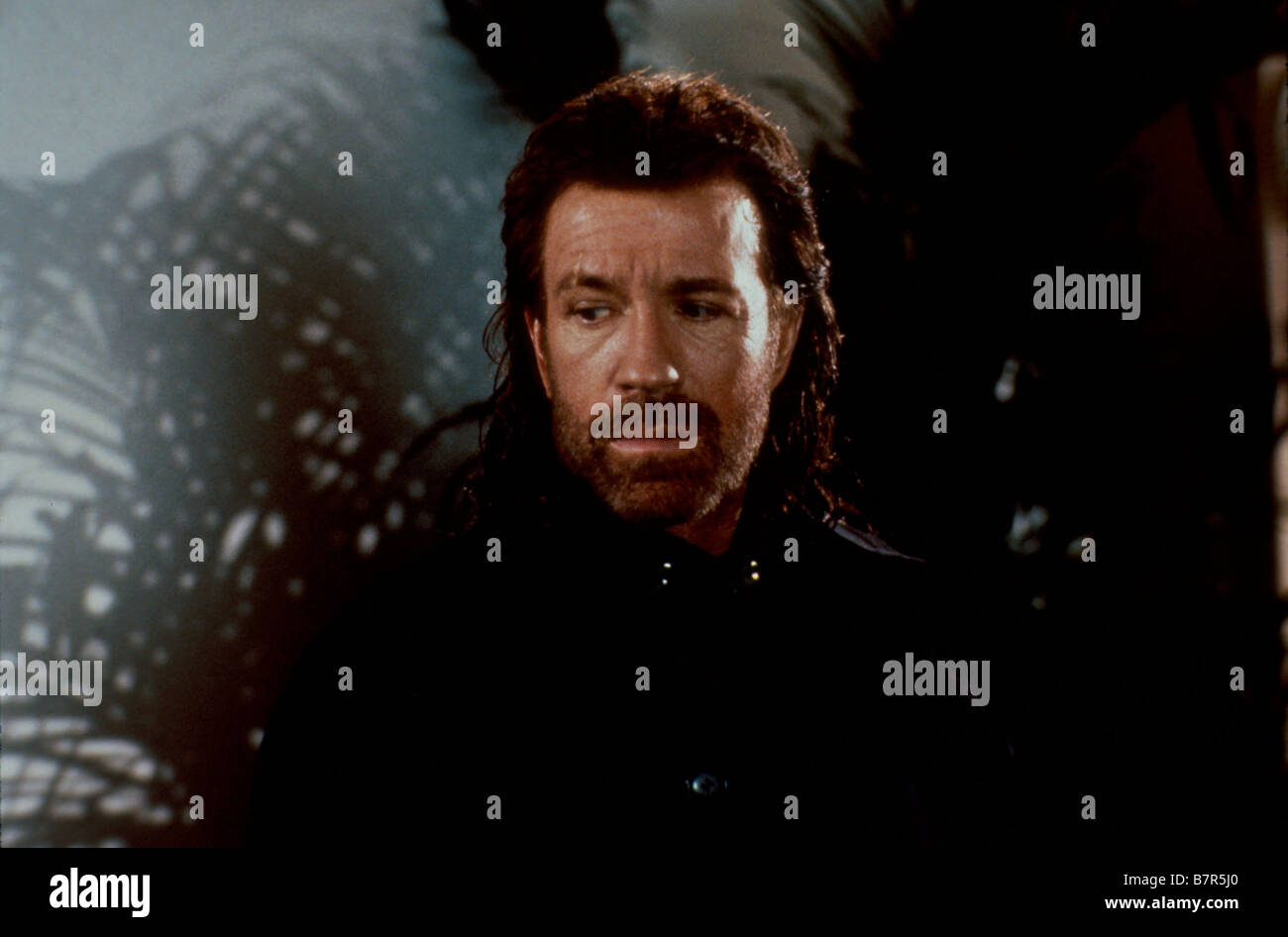 Chuck norris hi-res stock photography and images - Page 10 - Alamy, image size:1300x946