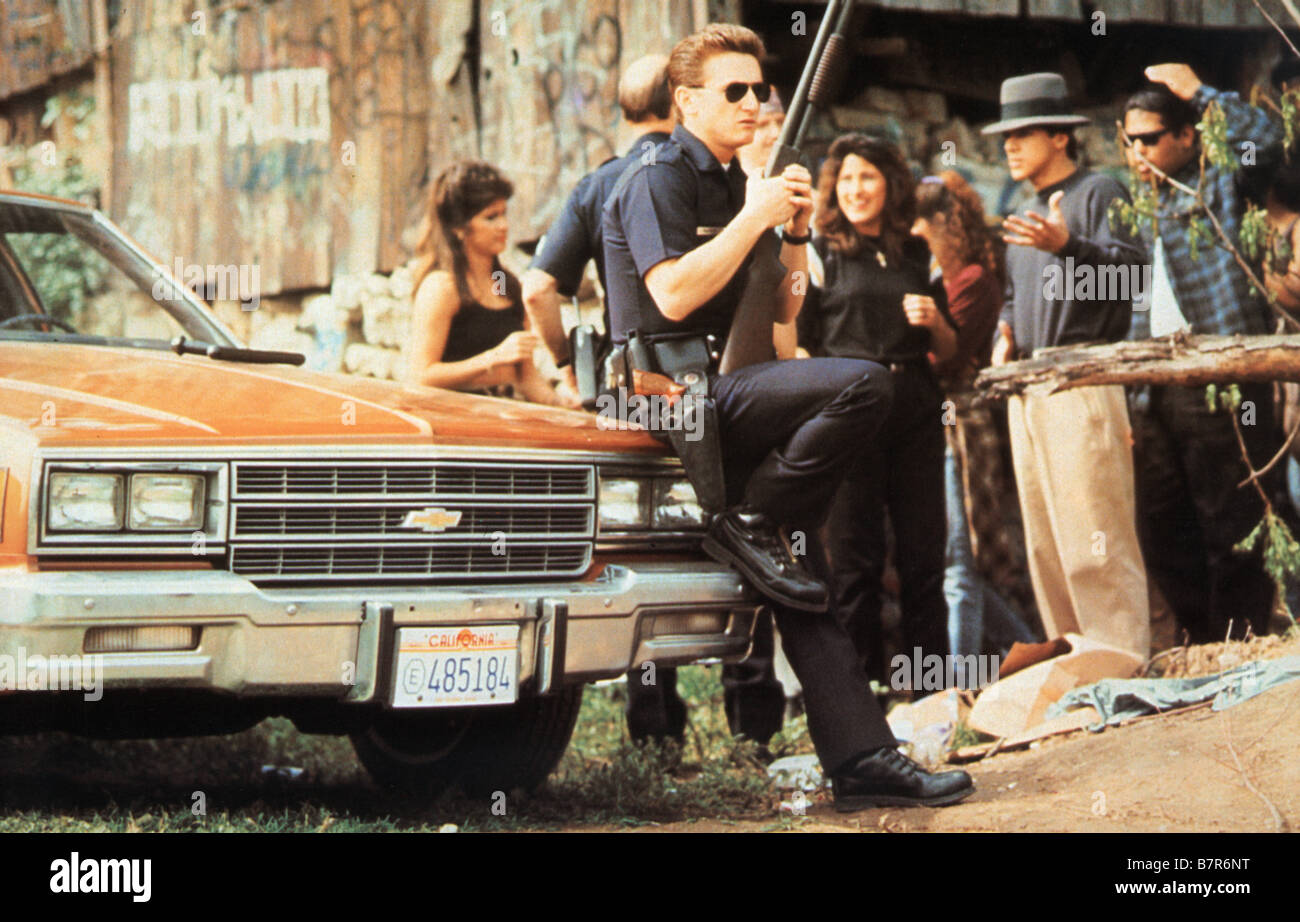 Colors Year: 1988 USA Sean Penn  Director : Dennis Hopper Stock Photo