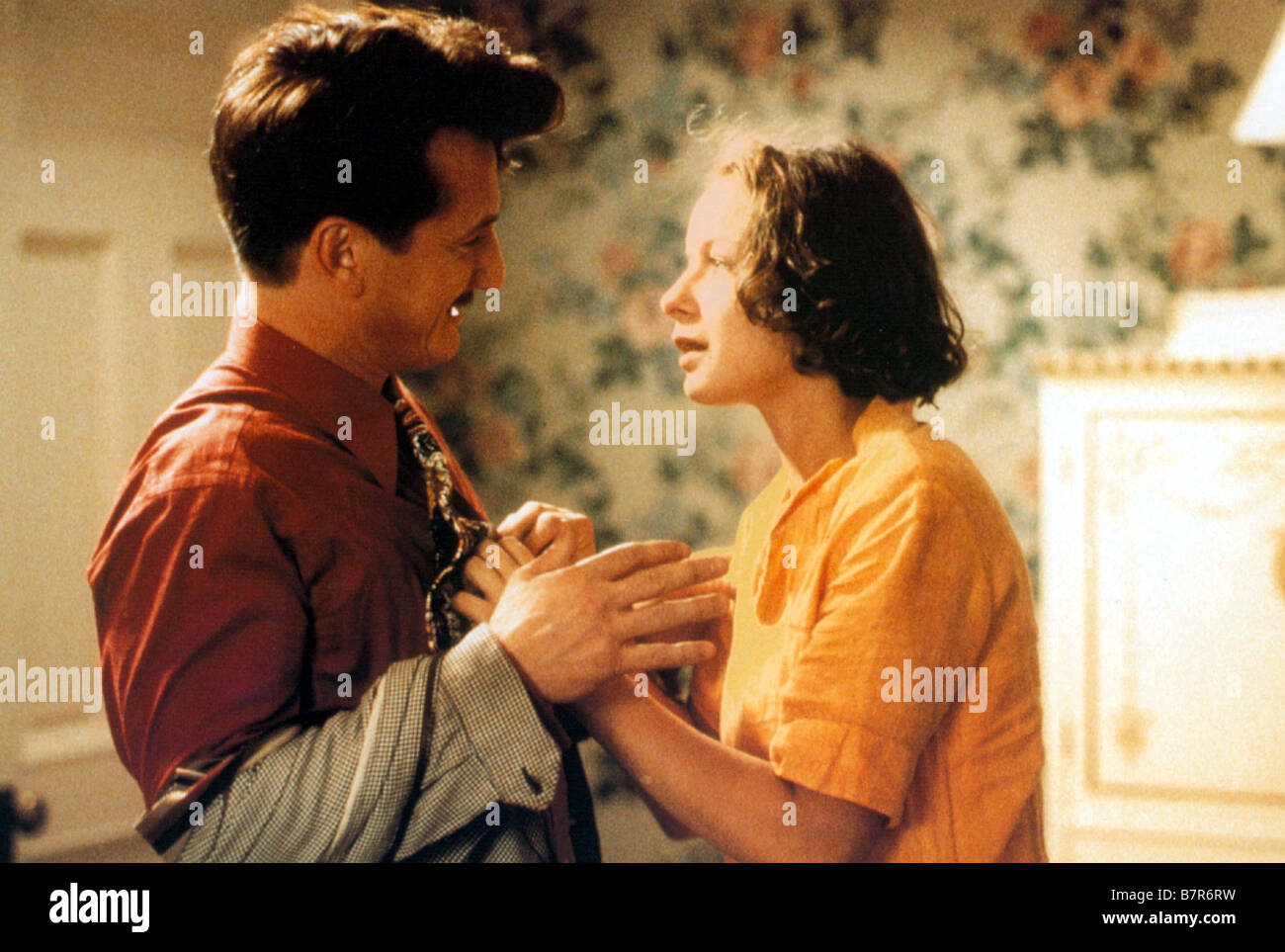 Sweet and lowdown Year: 1999 USA Sean Penn, Samantha Morton Directed by Woody  Allen Stock Photo - Alamy