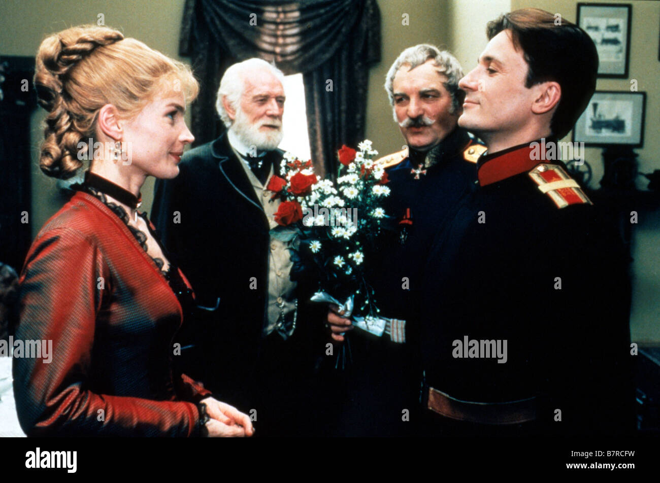 Transvestitni arzon toping Boy odamlar oz xizmatkorlari bilan jinsiy aloqada bolishadi