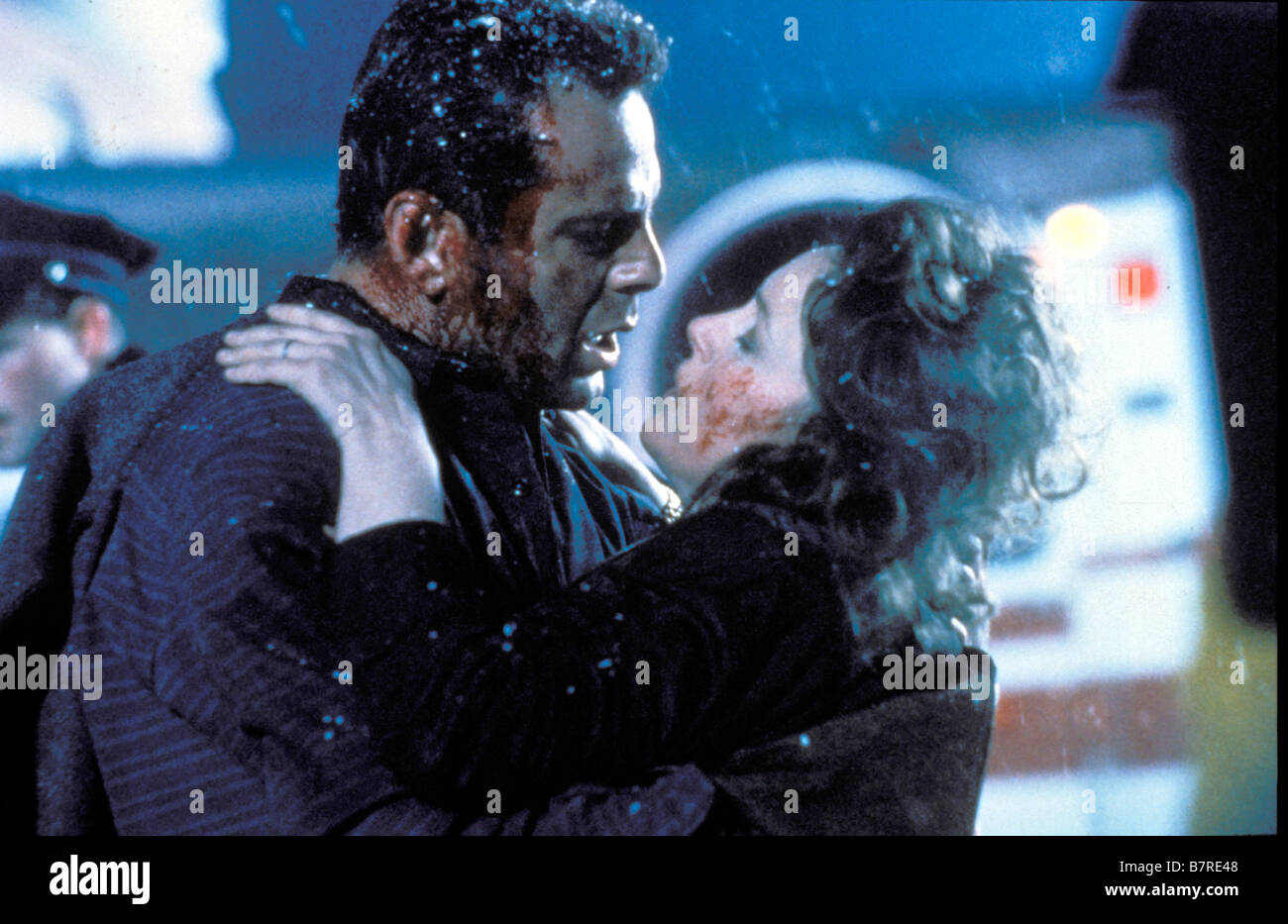 Die hard 2 1990 hi-res stock photography and images - Alamy