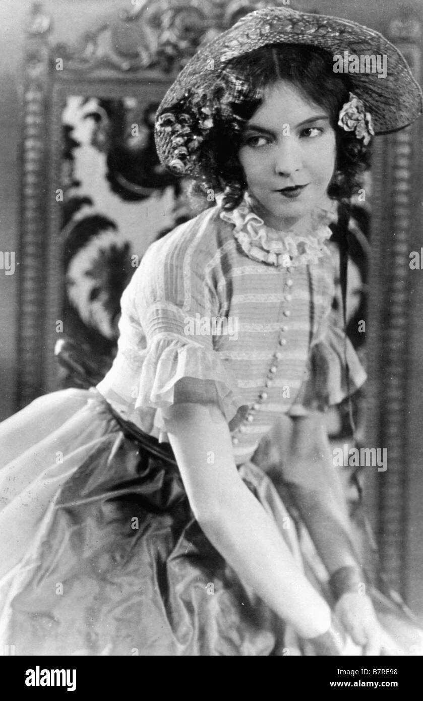 La Bohème Year: 1925 USA Lillian Gish Director: King Vidor Stock Photo
