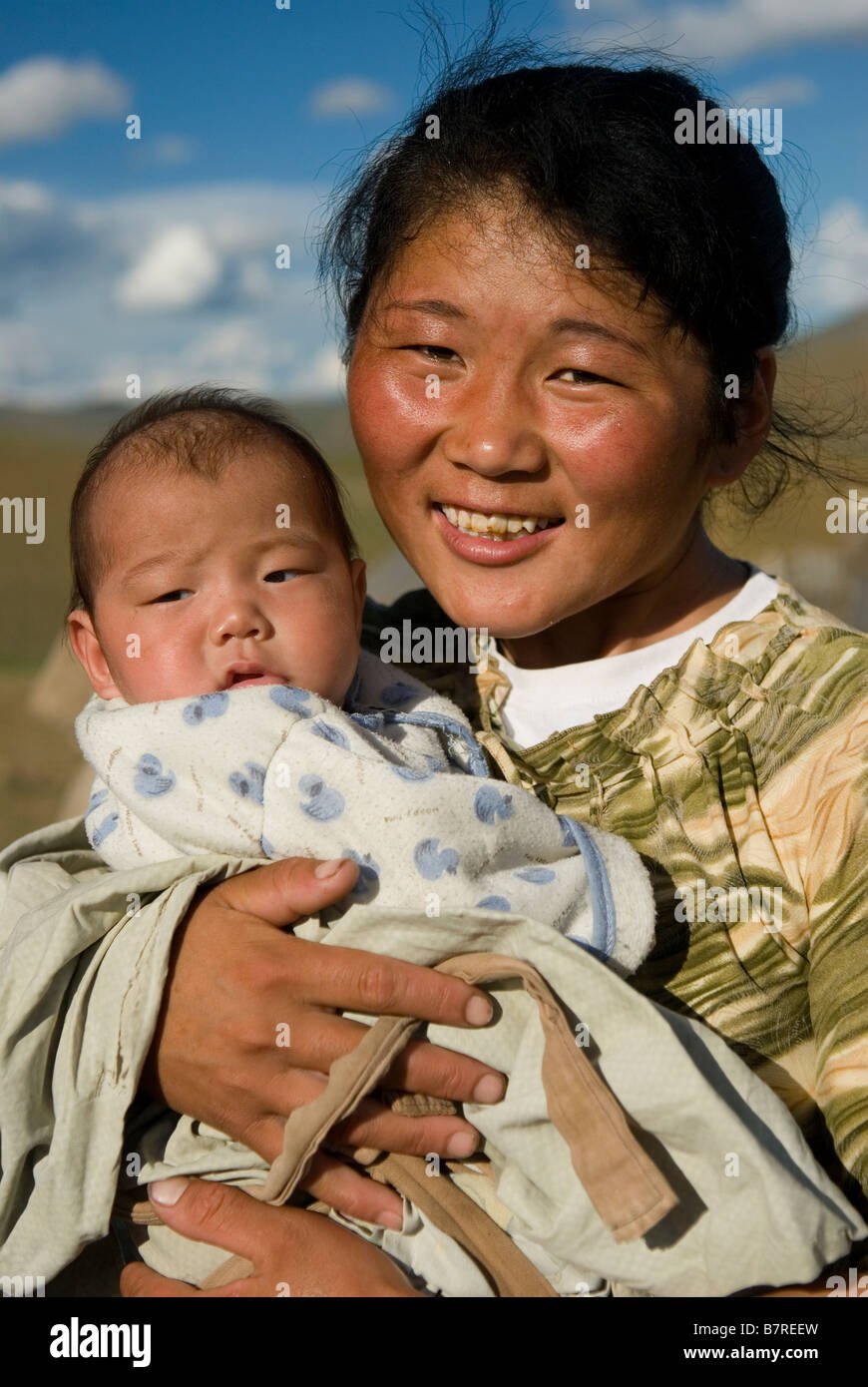 Mongolian nomads hi-res stock photography and images - Alamy