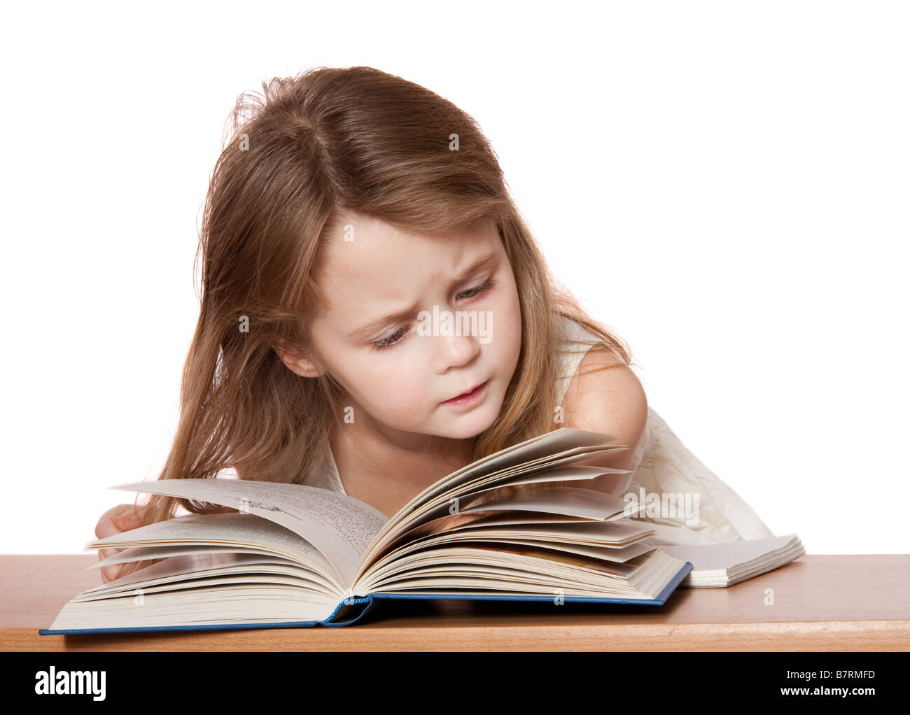 Девочка лежит и читает книгу. Девочка с книжкой. Милая девочка с книгой книжный мир рисунок. Их девочка читать. Чтение в современной живописи.