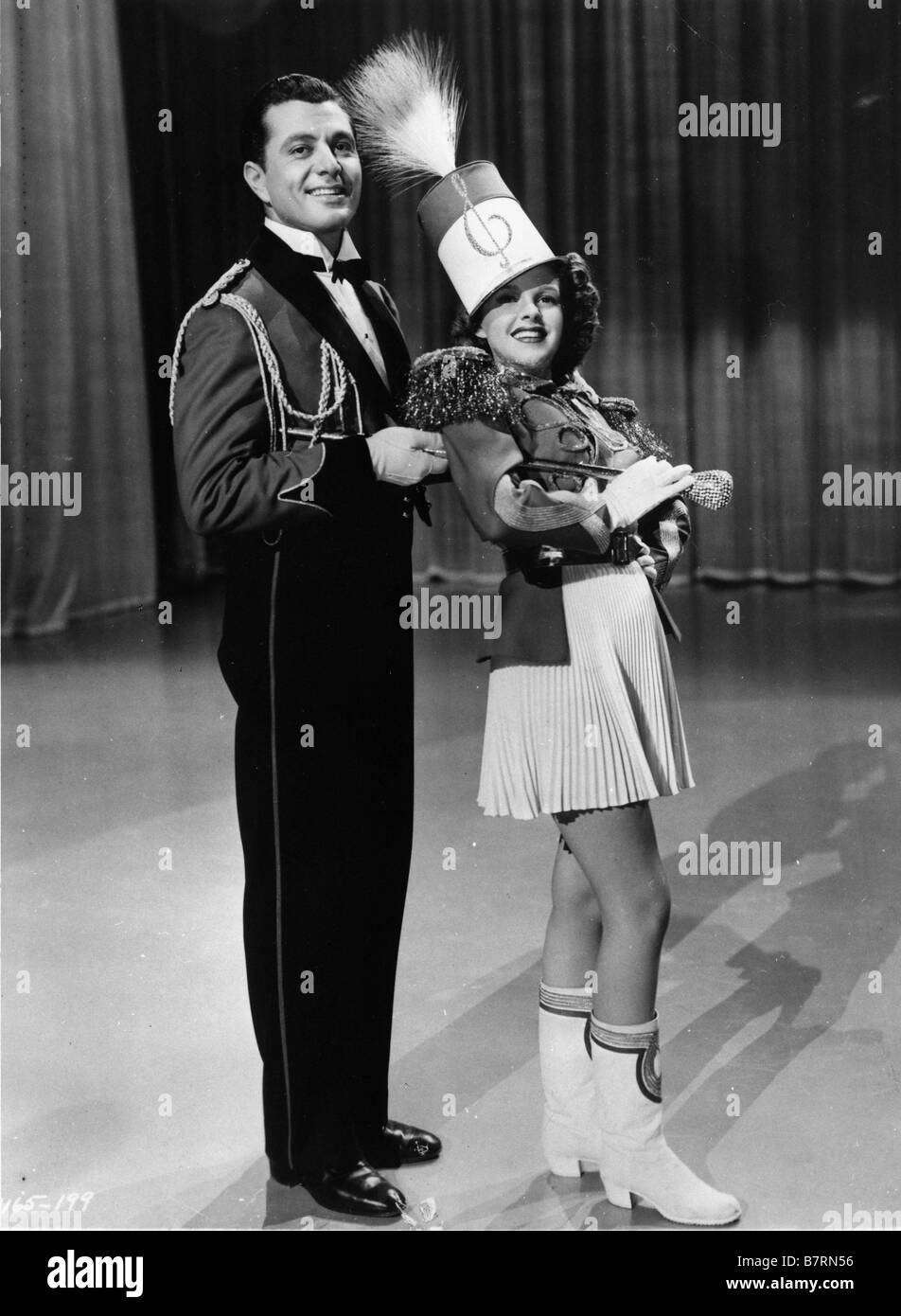 La danseuse des folies ziegfeld Ziegfeld Girl Year: 1941 USA Director: Robert Z. Leonard Tony Martin, Judy Garland Stock Photo