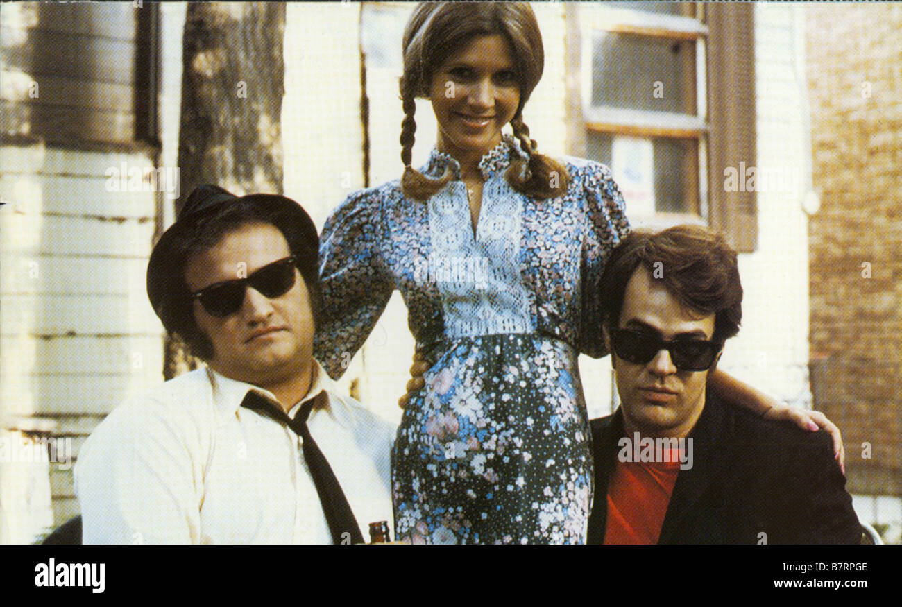 The Blues Brothers Year: 1980 USA Dan Aykroyd, Carrie Fisher, John Belushi  Director: John Landis Stock Photo - Alamy