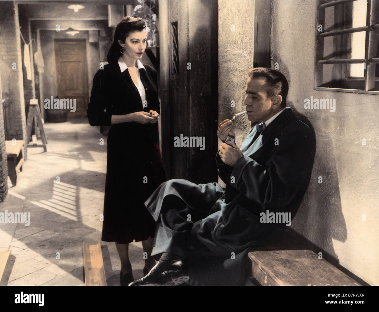 La Comtesse Aux Pieds Nu Arte Replay The Barefoot Contessa Year: 1954 USA Humphrey Bogart, Ava Gardner Stock