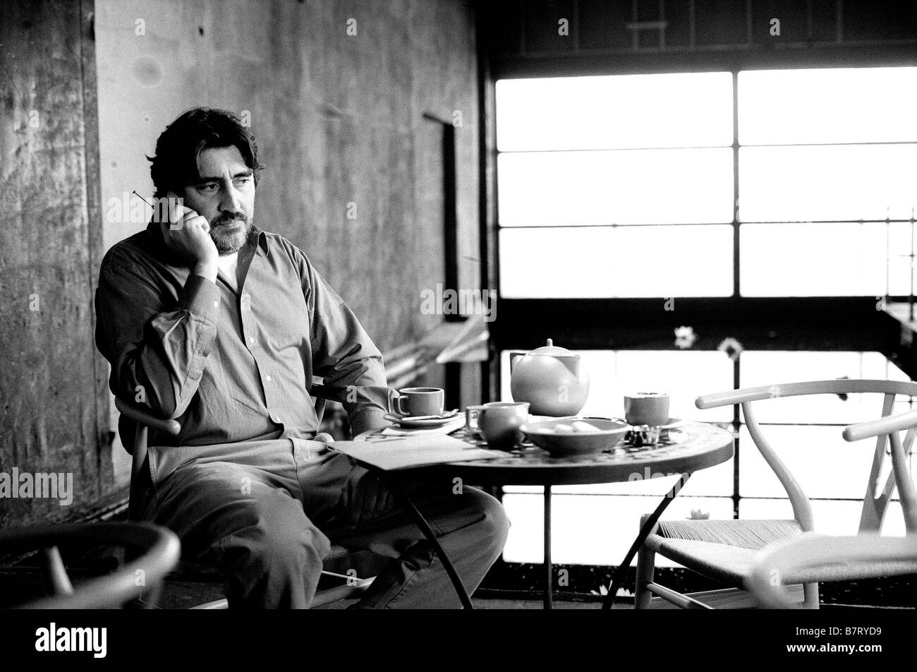 Coffee and cigarettes jarmusch hires stock photography and images Alamy