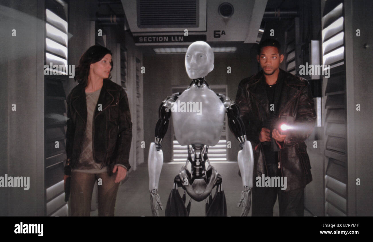 I, Robot  Year: 2004 USA Will Smith, Bridget Moynahan  Director: Alex Proyas Stock Photo