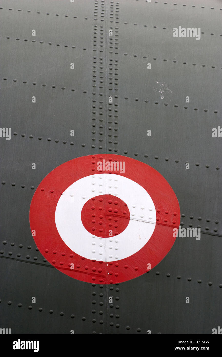 Accuracy target hires stock photography and images Alamy