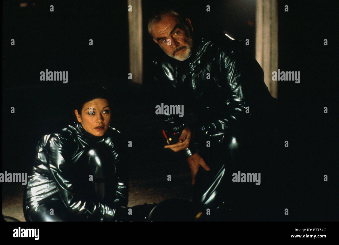 Catherine zeta jones sean connery entrapment hires stock photography and images Alamy