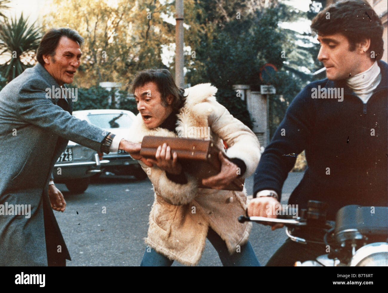 Flics en jeans Squadra antiscippo / The Cop in Blue Jeans Year: 1976 -  Italy Thomas Milian, Jack Palance Director: Bruno Corbucci Stock Photo -  Alamy