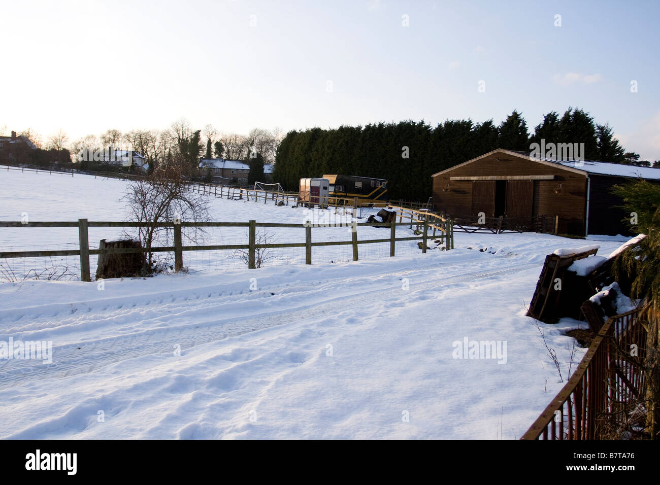 Snow clad field on Elstree Hill North, Borehamwood, Hertfordshire, Uk Stock Photo