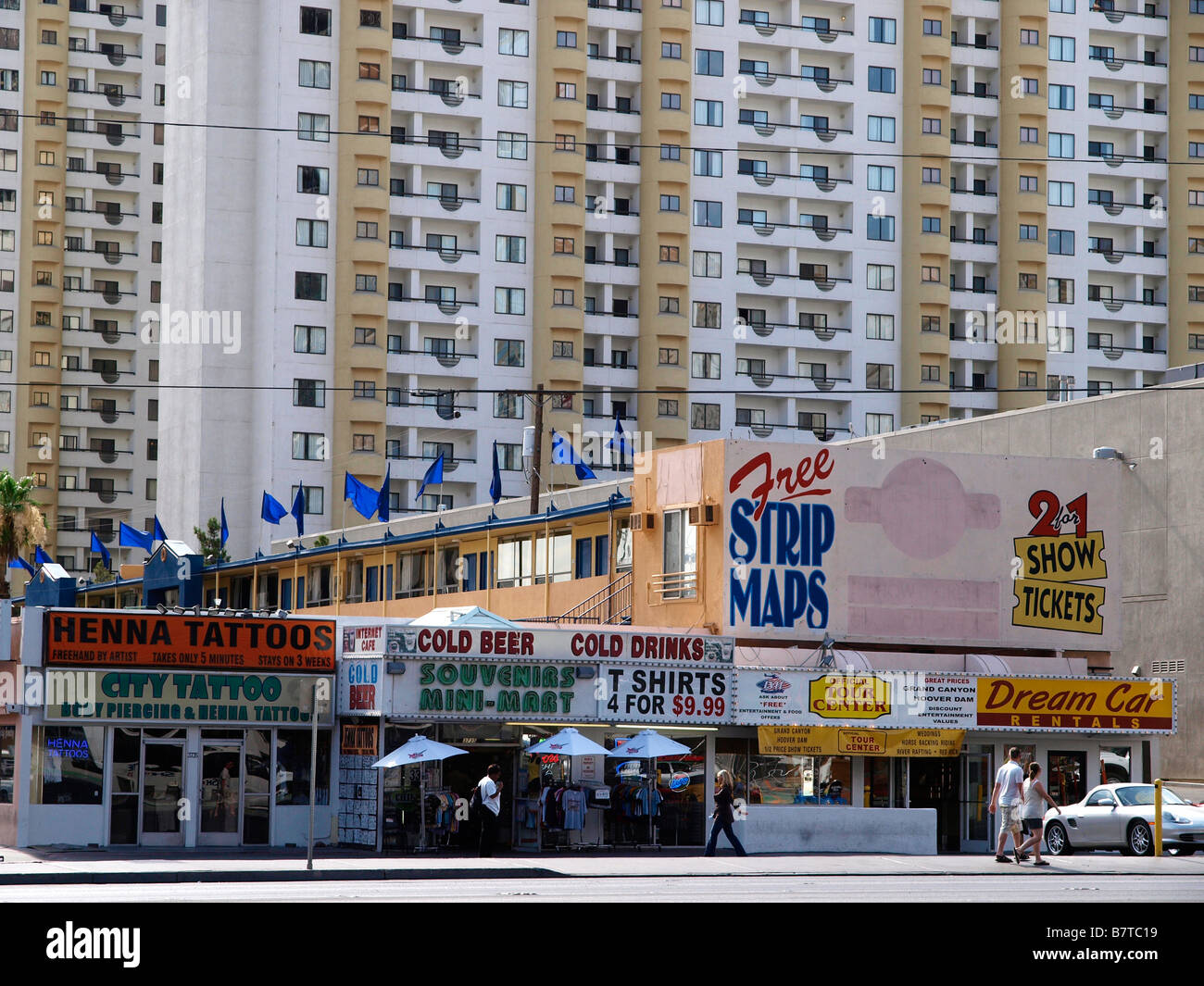 Small stores on the Las Vegas Strip Stock Photo Alamy