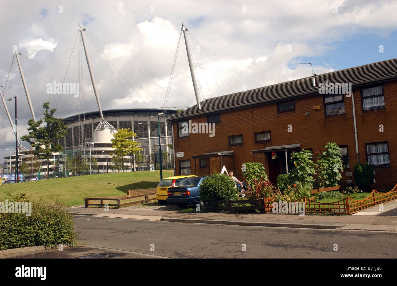 PHOTOGRAPH BY HOWARD BARLOW - HOUSING estate next to the COMMONWEALTH GAMES Stadium in EAST MANCHESTER Stock Photo