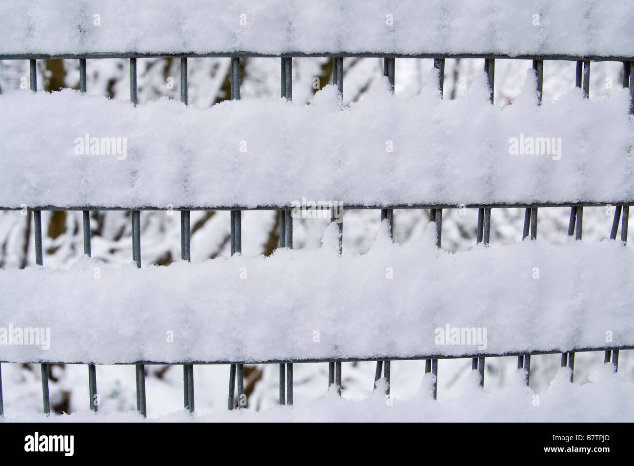 Mesh and snow hi-res stock photography and images - Alamy
