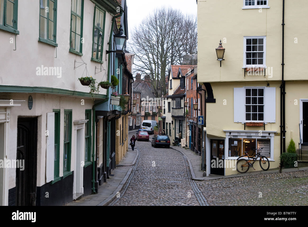 Looking down Elm Hill, Norwich, Norfolk Stock Photo Alamy