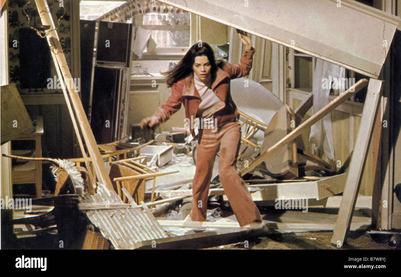 Earthquake  Year: 1974 USA Geneviève Bujold  Director: Mark Robson Stock Photo