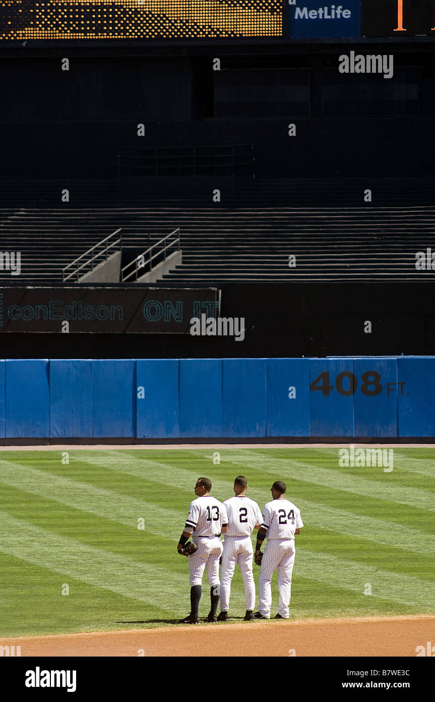 Derek Jeter, Alex Rodriguez stand for National Anthem, final season Yankee Stadium, 2008 Stock Photo