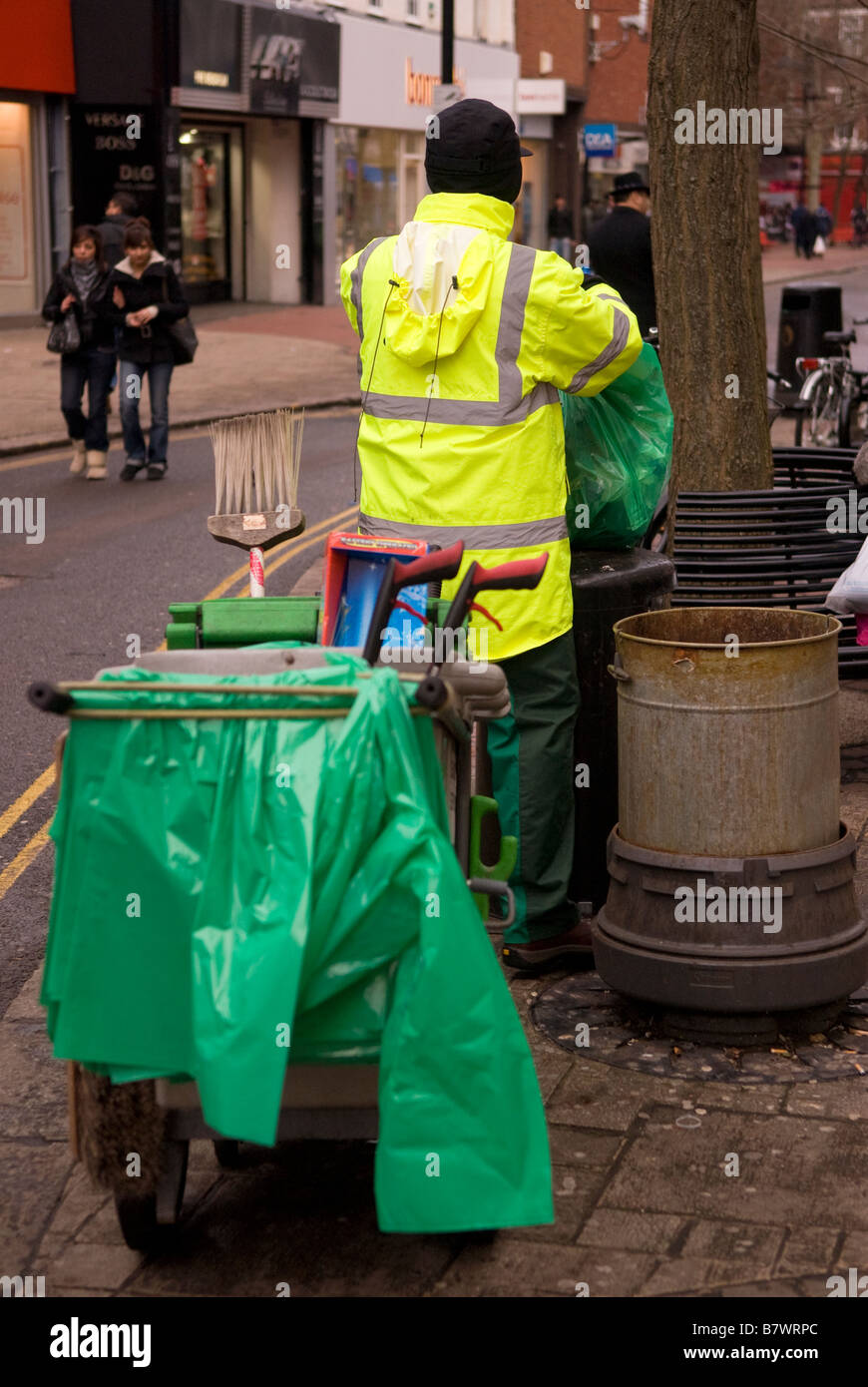 Empty street bins hires stock photography and images Alamy