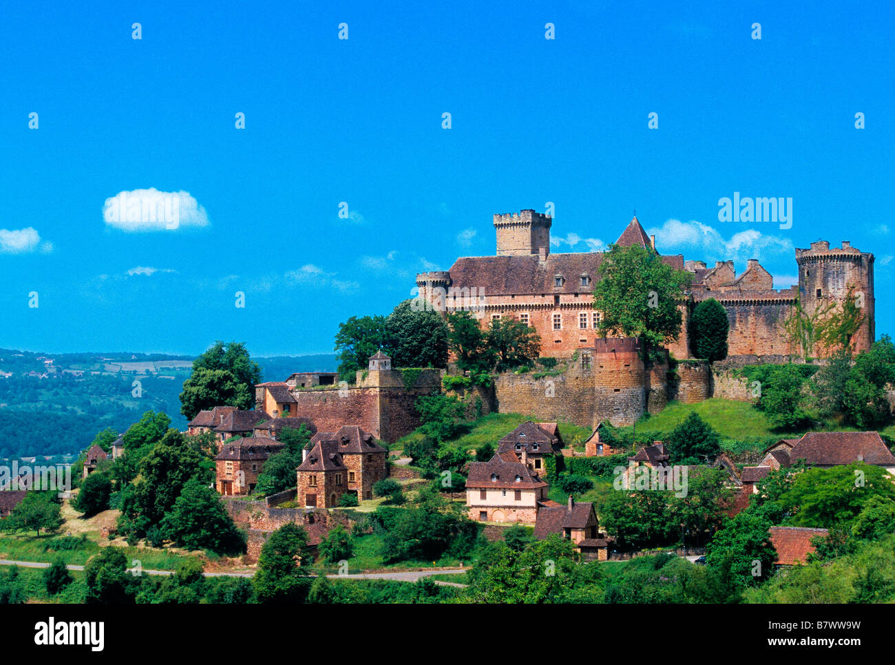 Segur Le Chateau High Resolution Stock Photography And Images Alamy Segur Le Chateau High Resolution Stock Photography And Images Alamy