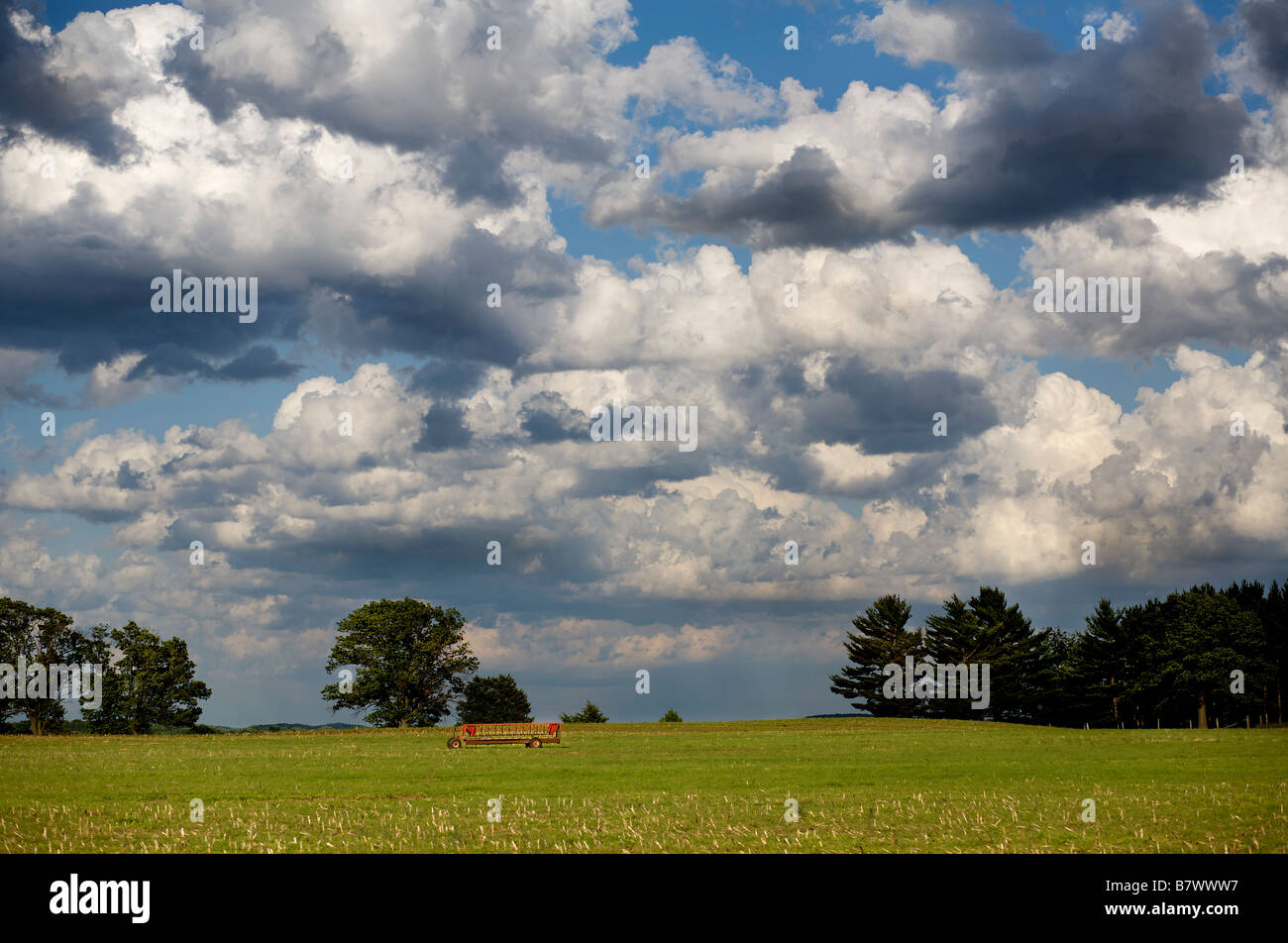 Wisconsin dairy farm hi-res stock photography and images - Alamy