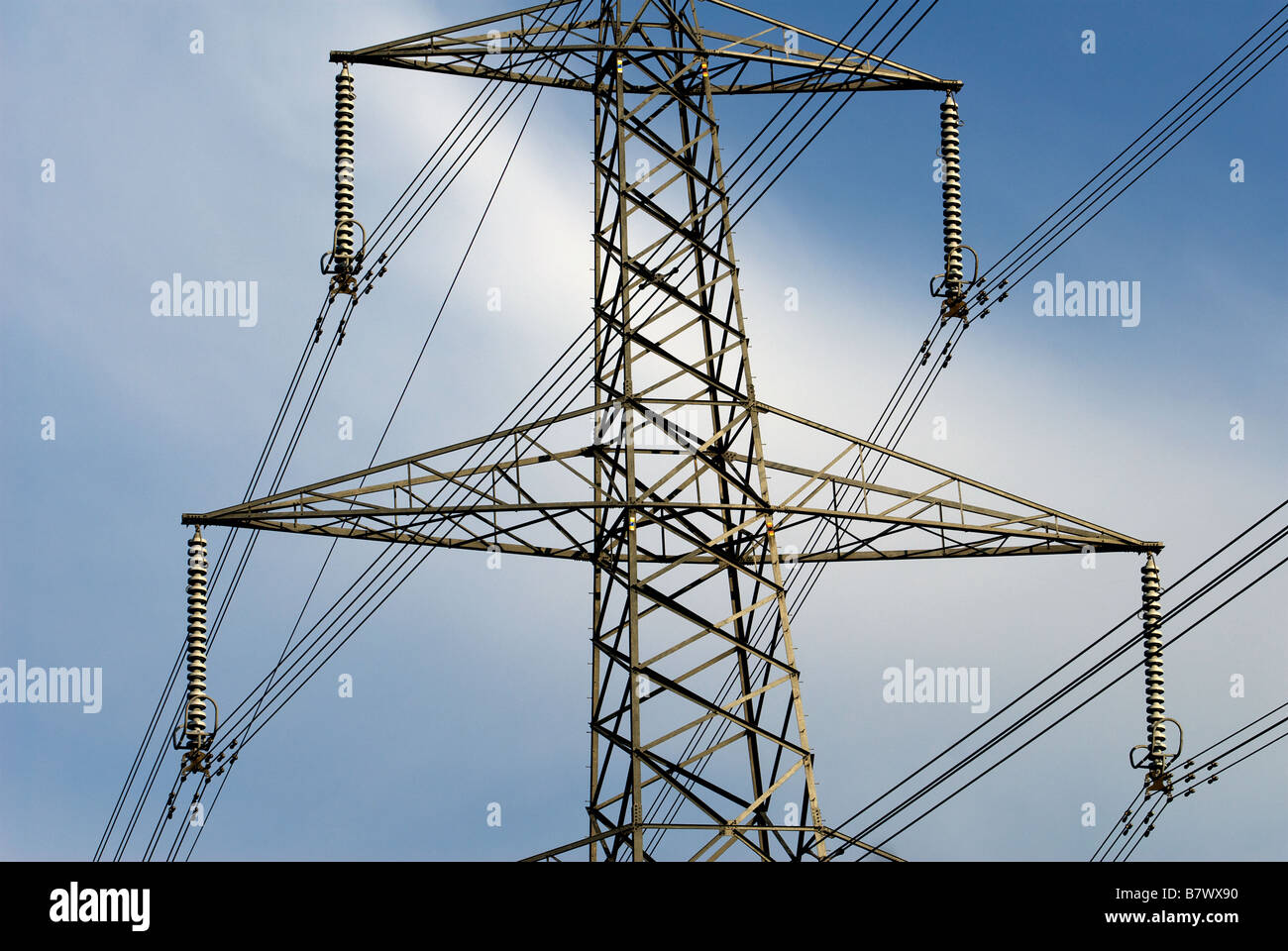 Electricity wires uk hires stock photography and images Alamy