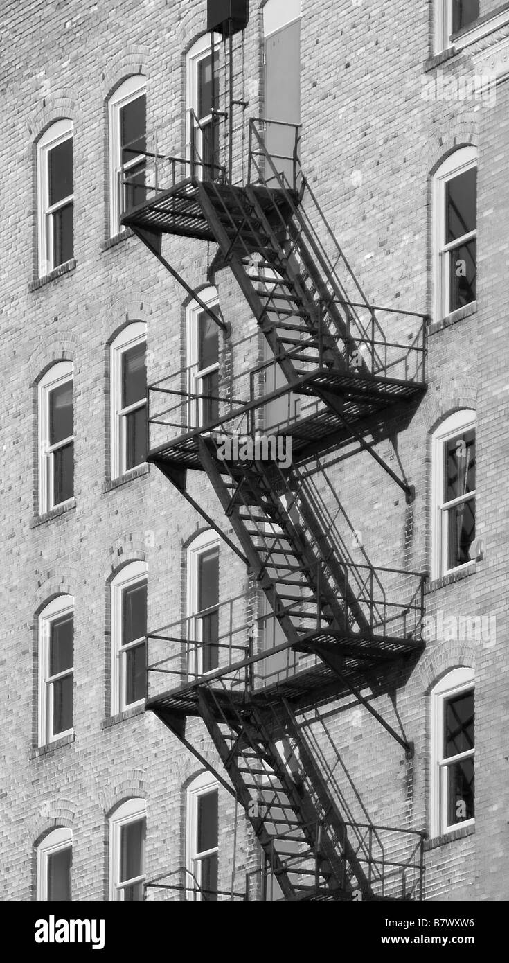 Fire Escape Lines Hi-res Stock Photography And Images - Alamy