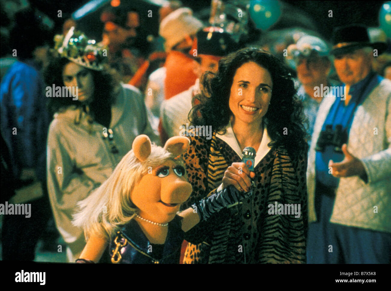 Muppets From Space  Year: 1999 USA  Director: Tim Hill Andie MacDowell Stock Photo