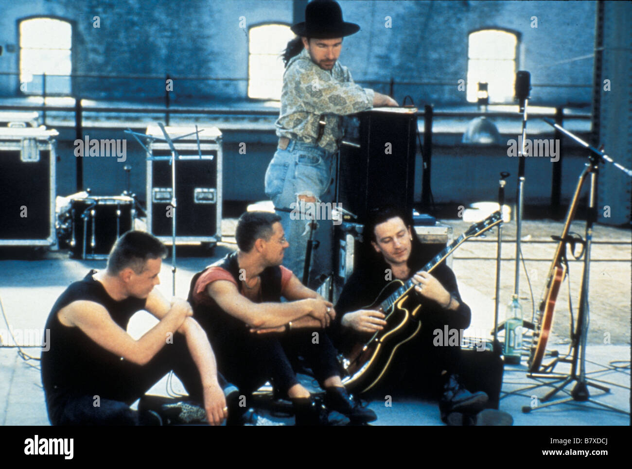 Directed by Phil Joanou Stock Photo Alamy