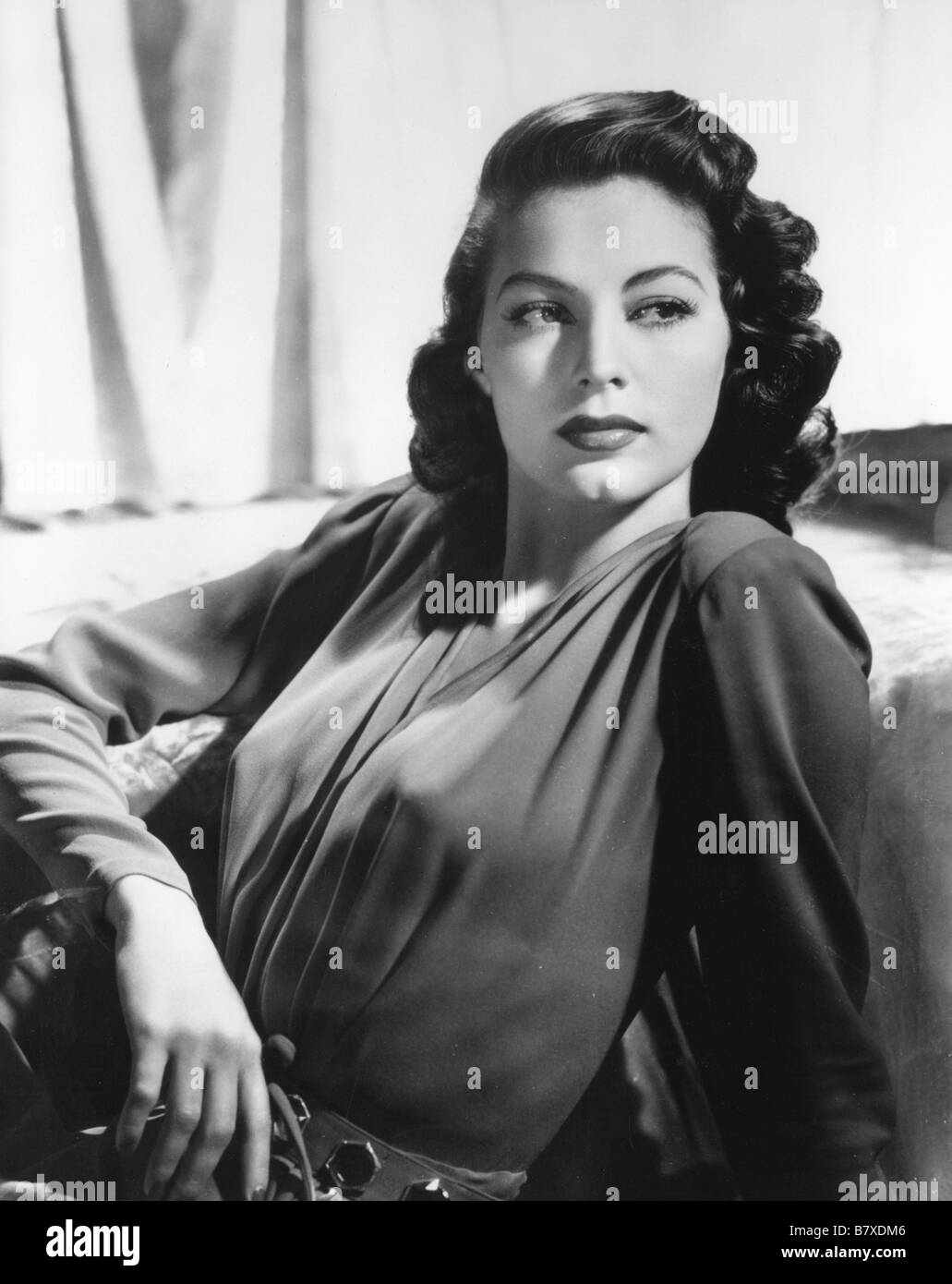 Ava gardner portrait hires stock photography and images Alamy