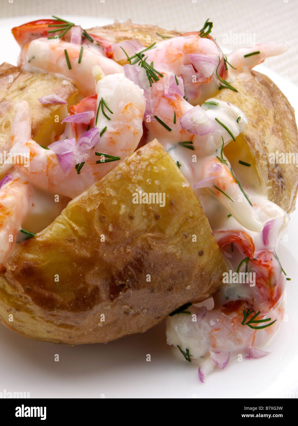 Jacket potato prawns hires stock photography and images Alamy