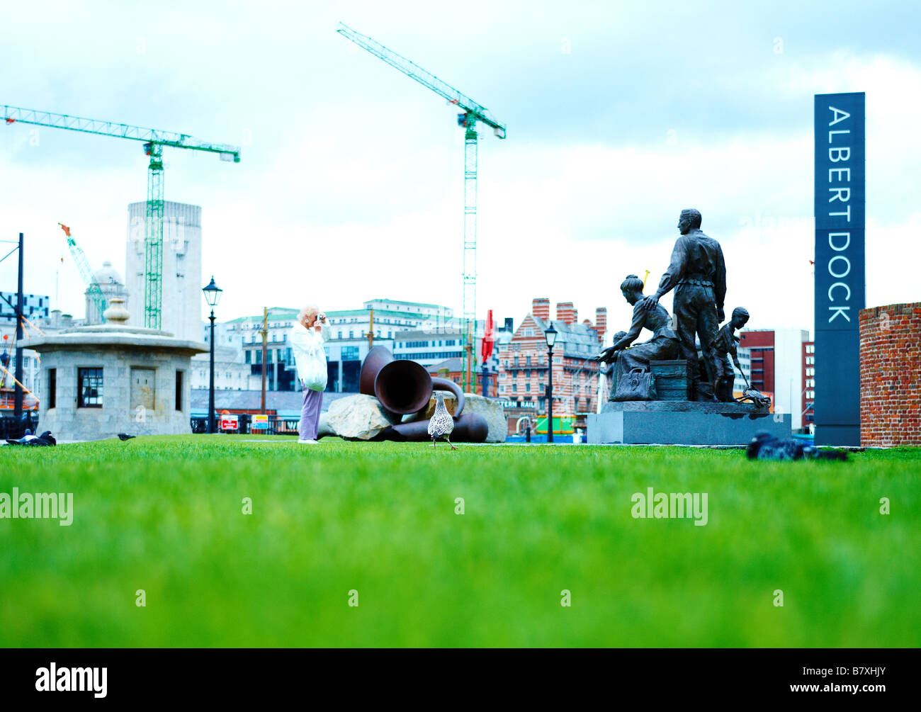 Tourists at Albert Dock Stock Photo Alamy
