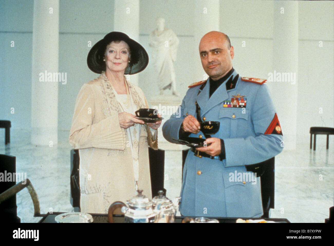 Tea with Mussolini Un te con Mussolini Year 1999 uk Italy Maggie