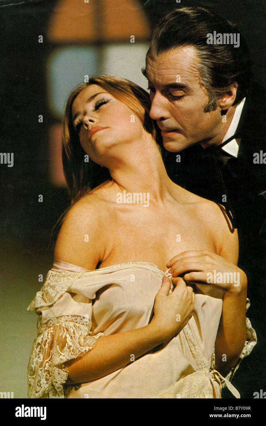 taste-the-blood-of-dracula-year-1970-uk-christopher-lee-linda-hayden
