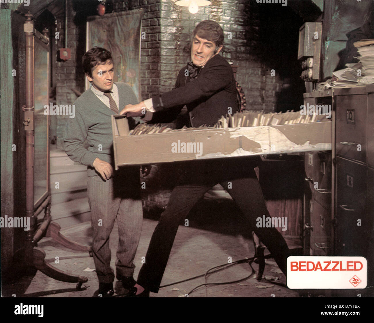 Fantasmes Bedazzled  Year: 1967 - uk Peter Cook , Dudley Moore  Director: Stanley Donen Stock Photo