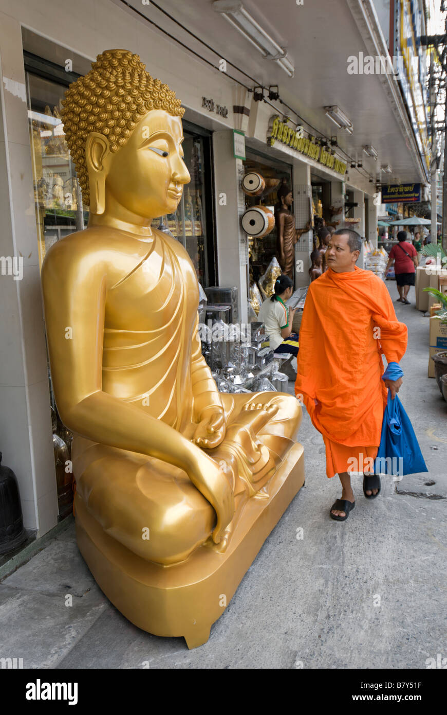 Statue monk thailand hires stock photography and images Alamy