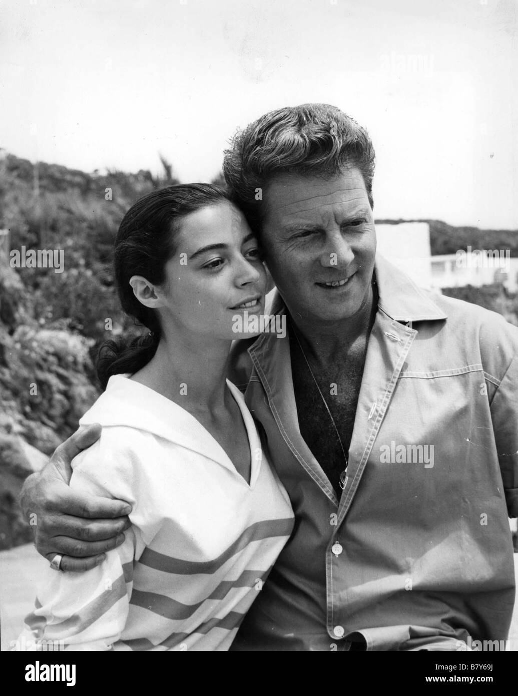 Jean-Pierre Aumont and Marisa Pavan during their honeymoon on the island of  Ischia, between Naples and Capri Stock Photo - Alamy