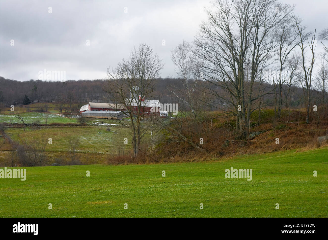 Vermont Dairy Farm Stock Photos & Vermont Dairy Farm Stock Images - Alamy
