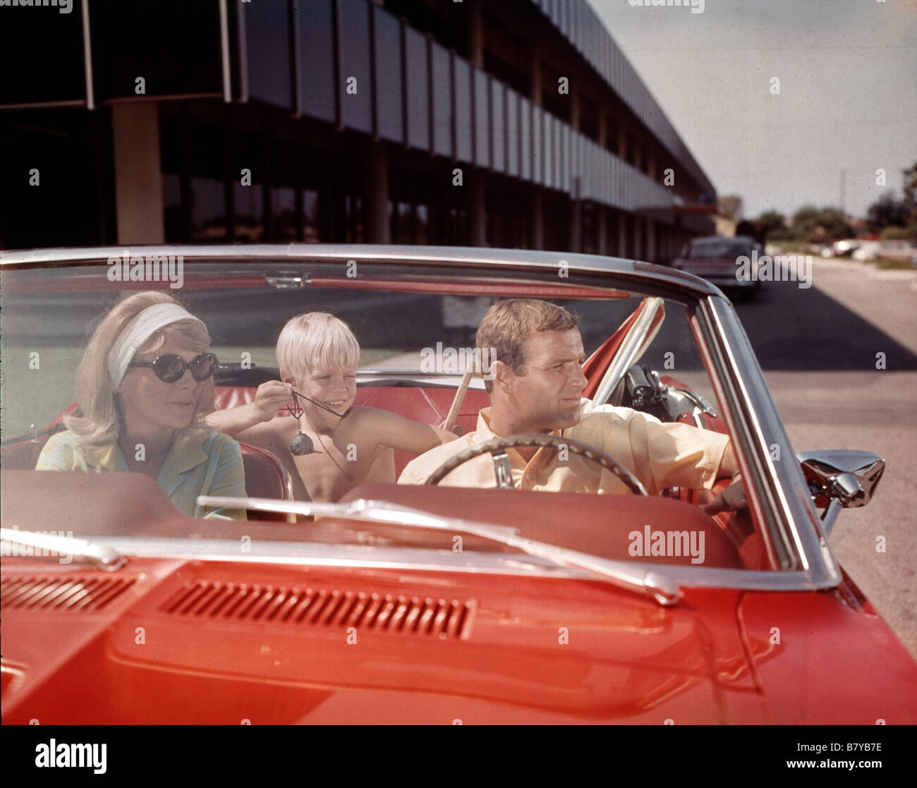 Countdown Countdown  Year: 1968 USA James Caan , Joanna Cook Moore , Bobby Riha  Director: Robert Altman Stock Photo