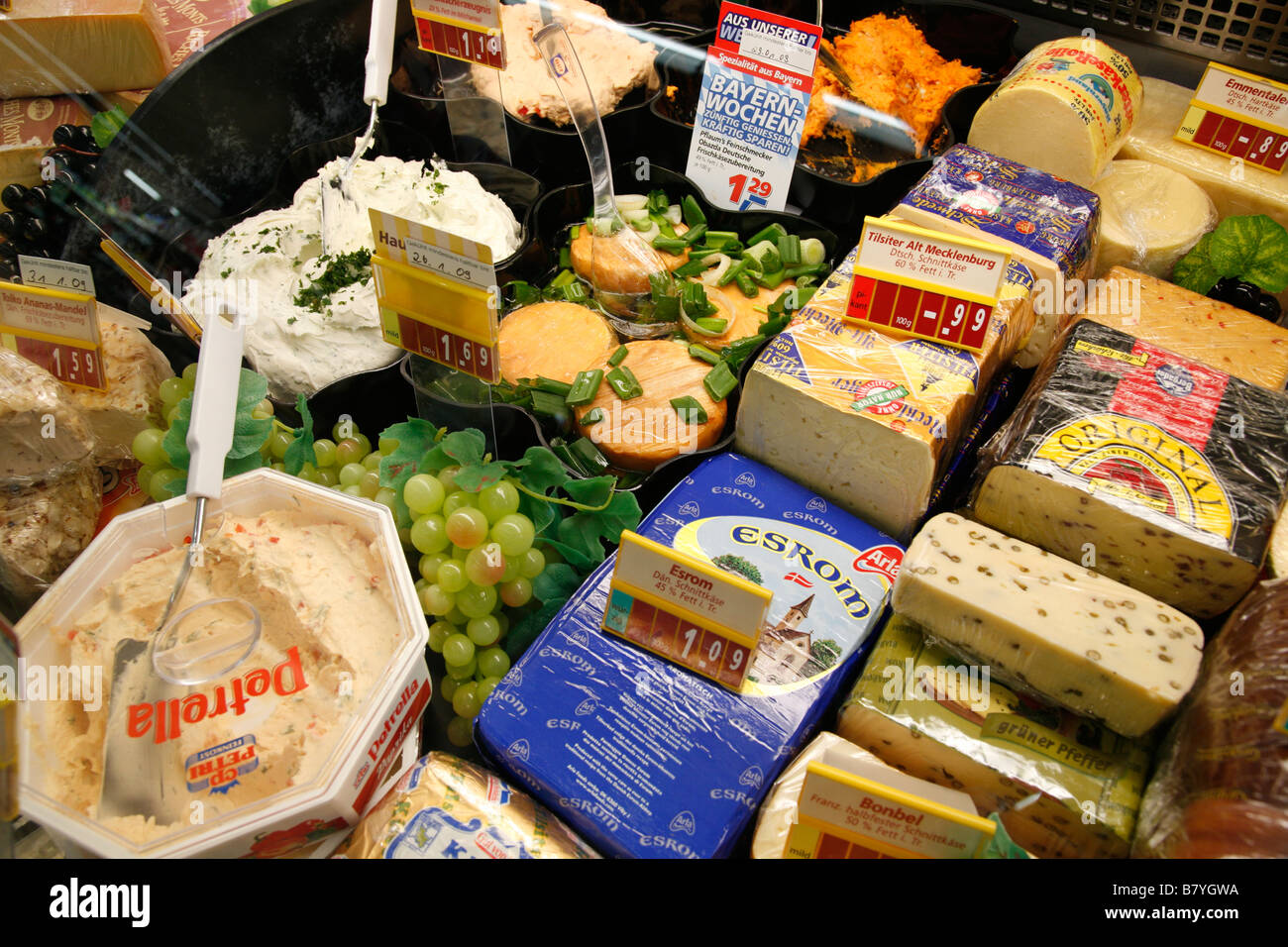 Cheese Supermarket Uk High Resolution Stock Photography and Images Alamy