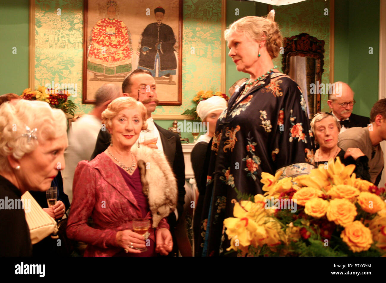 Mrs. Henderson Presents Year 2005 UK Thelma Barlow, Judi Dench Director Stephen Frears Stock