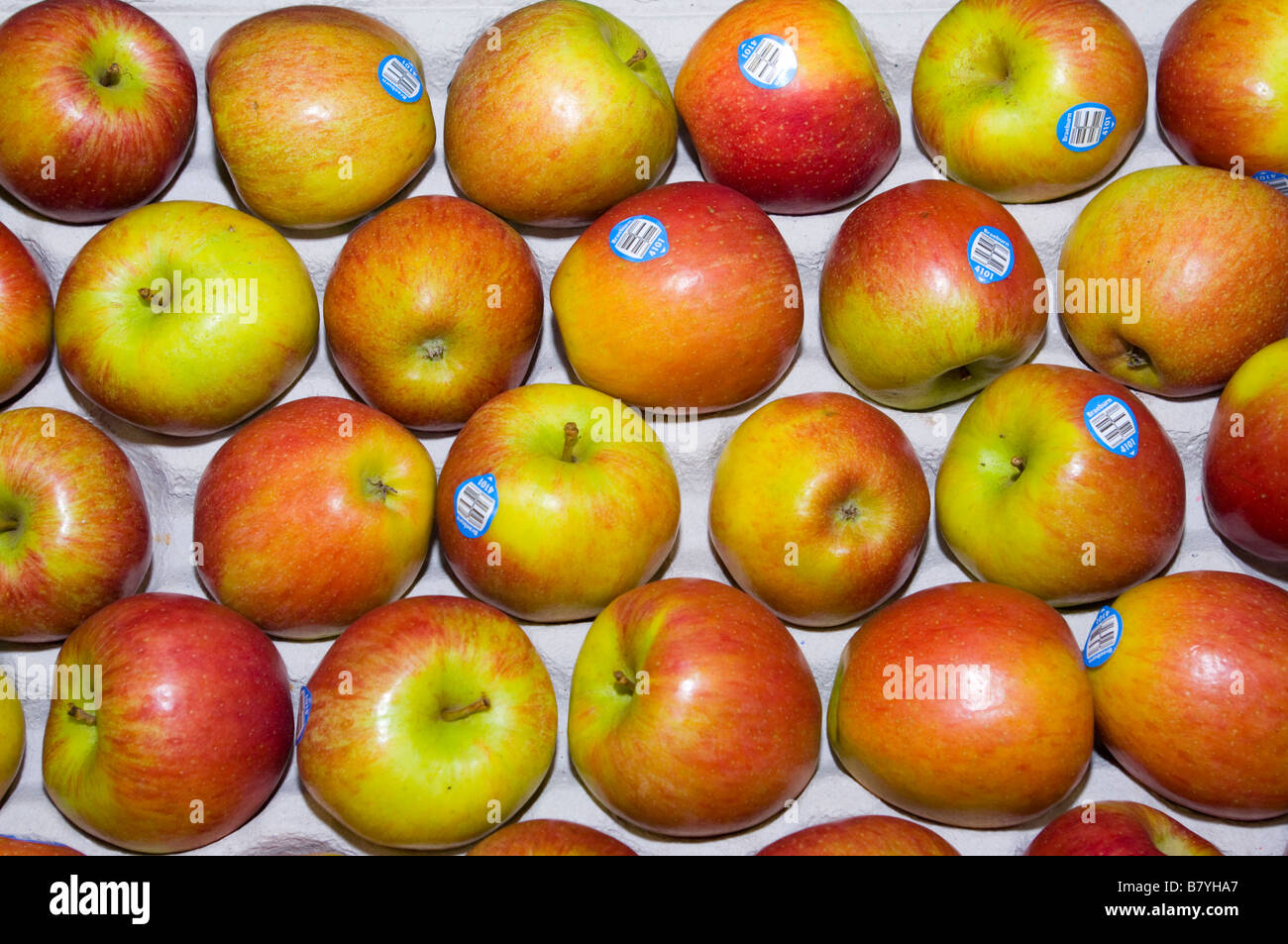 Braeburn apples hires stock photography and images Alamy