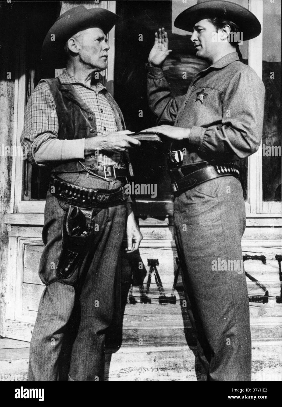 homme au fusil l' Man with the Gun  Year: 1955 USA Robert Mitchum ,  Director: Richard Wilson Stock Photo