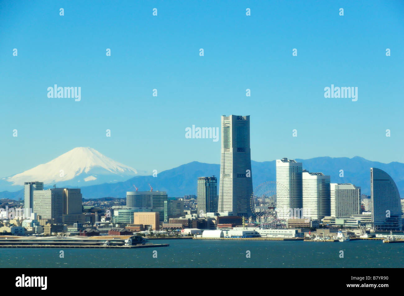 Panorama of modern Yokohama and the iconic Mount Fuji on a clear winter morning, Kanagawa Japan JP Stock Photo