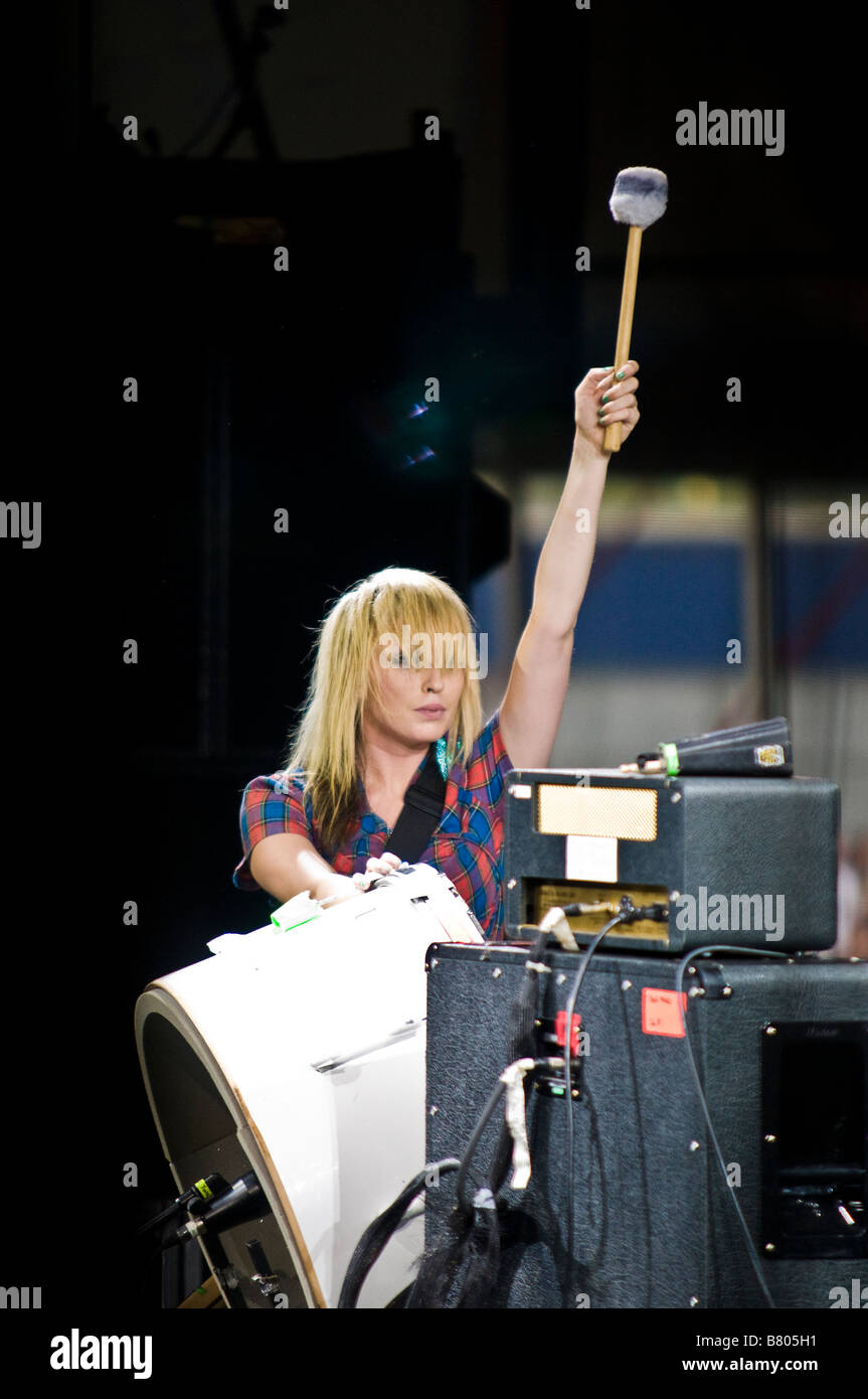 The Ting Tings perform on stage at the Reading Festival 2008 Stock Photo