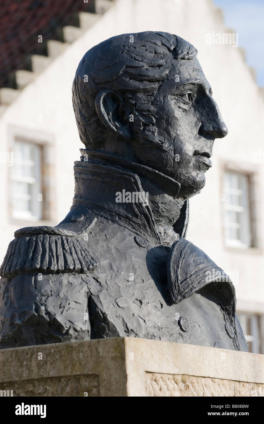 A bust of Thomas Cochrane. The Sandhaven, Culross, Fife, Scotland, UK. Stock Photo
