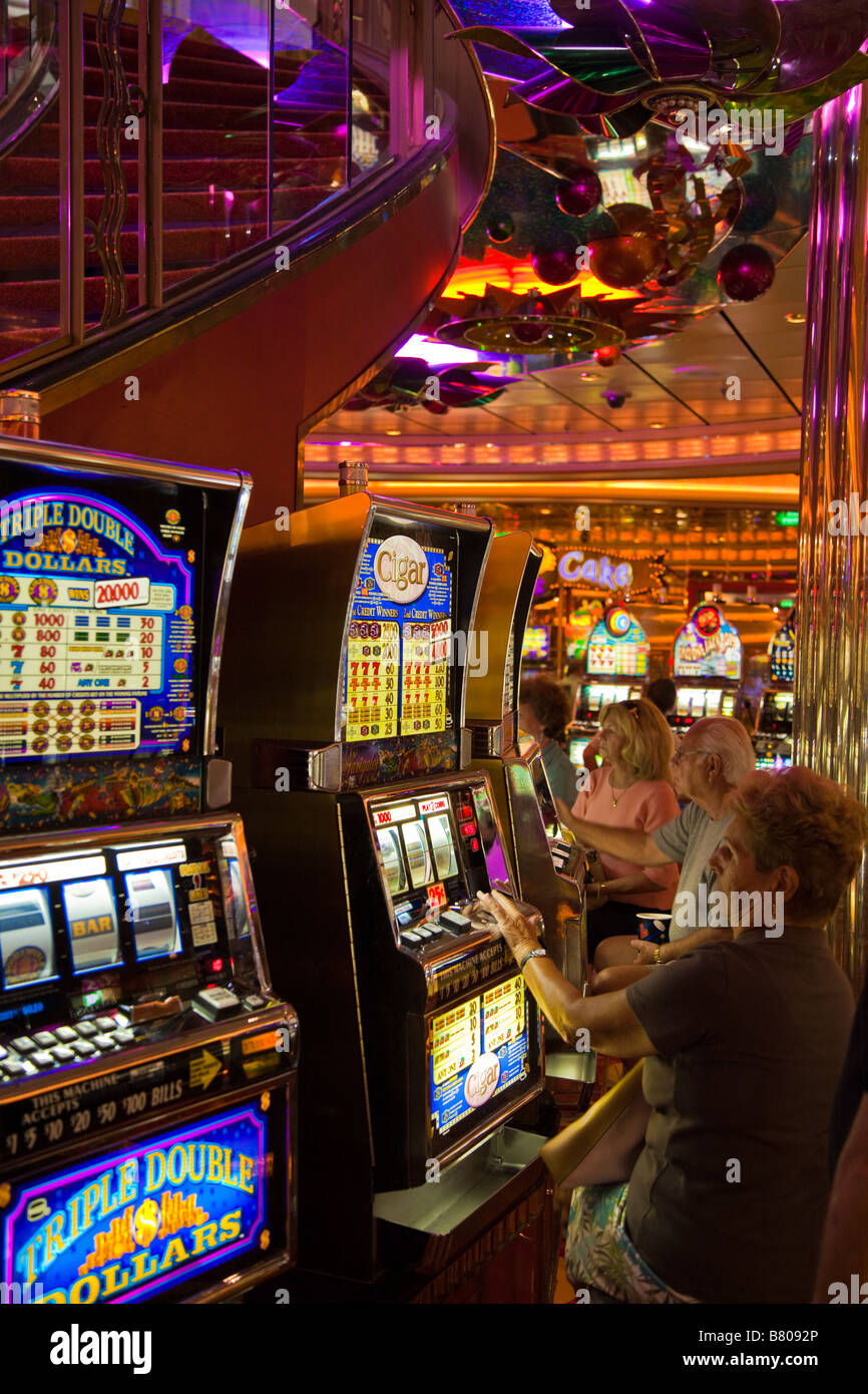 Slot machines inside paris las hi-res stock photography and images - Alamy