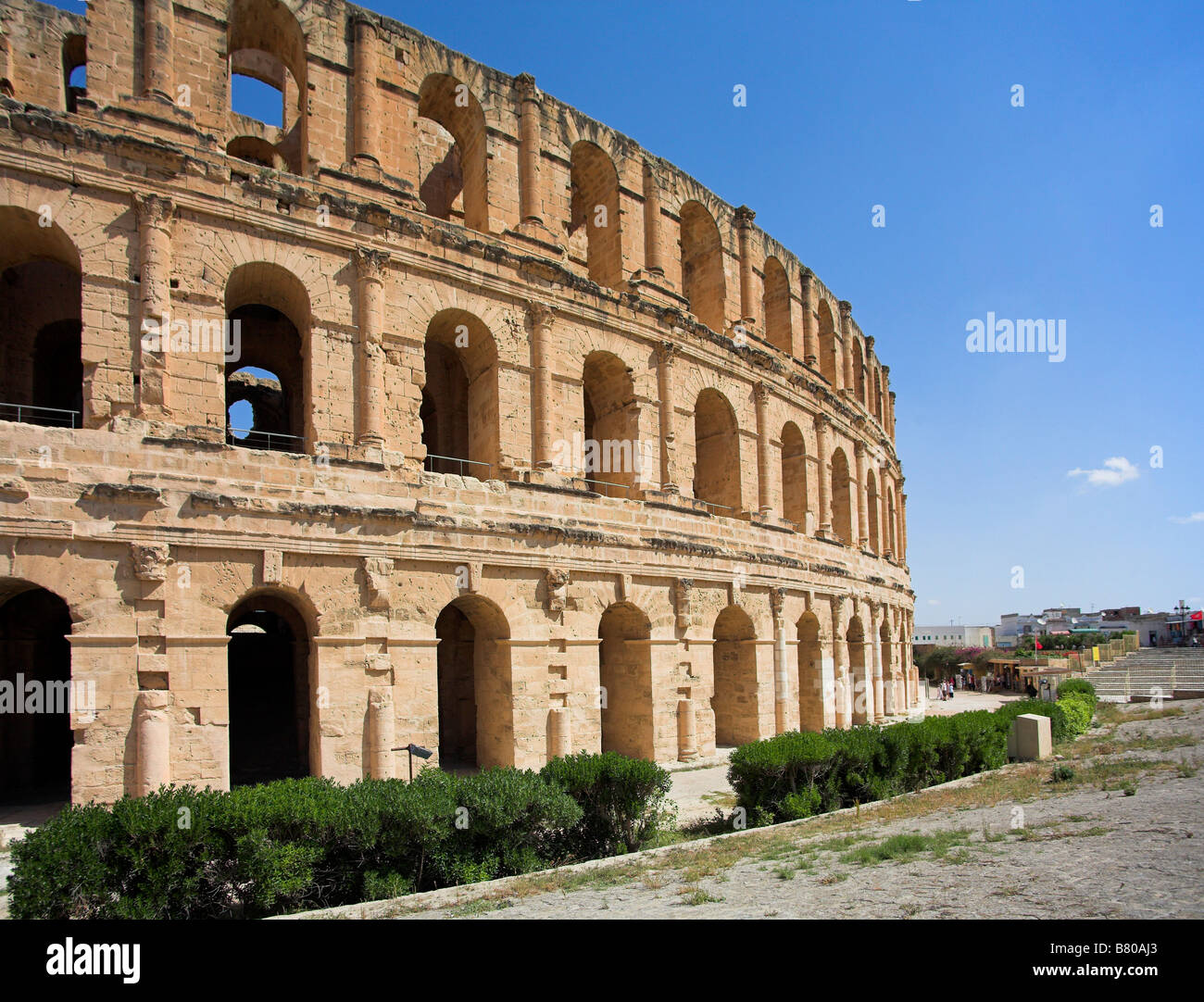 the-roman-amphitheatre-coliseum-el-jem-tunisia-stock-photo-alamy