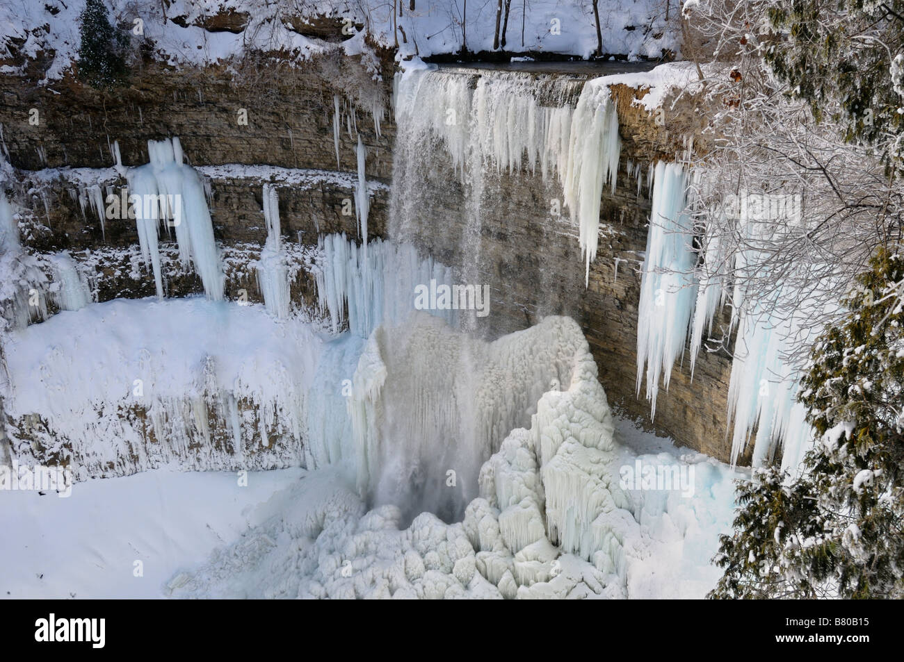 Spencer Gorge ice and snow at Tews Falls on Logies Creek winter Niagara Escarpment Dundas Ontario Canada Stock Photo